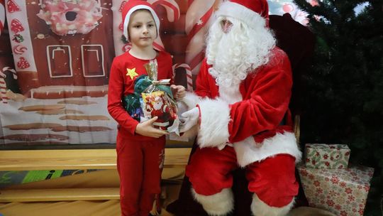 Święty Mikołaj w Przedszkolu nr 15 w Chełmie