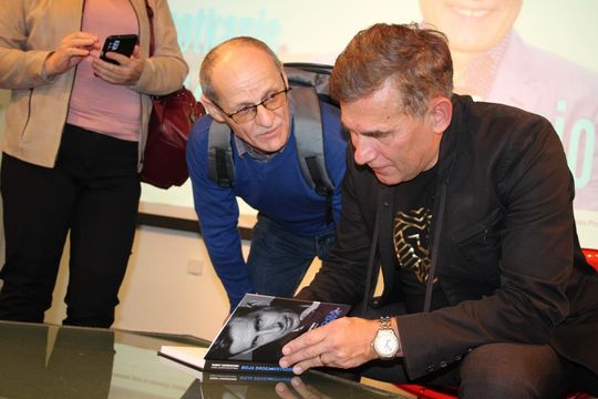 Spotkanie z Robertem Korzeniowskim w chełmskiej bibliotece [GALERIA ZDJĘĆ]