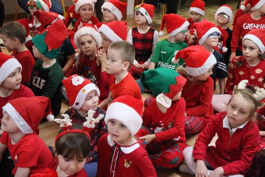 Święty Mikołaj w Przedszkolu nr 15 w Chełmie Święty Mikołaj w Przedszkolu nr 15 w Chełmie