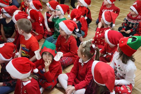 Święty Mikołaj w Przedszkolu nr 15 w Chełmie Święty Mikołaj w Przedszkolu nr 15 w Chełmie