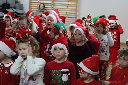 Święty Mikołaj w Przedszkolu nr 15 w Chełmie Święty Mikołaj w Przedszkolu nr 15 w Chełmie
