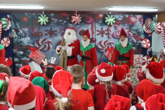 Święty Mikołaj w Przedszkolu nr 15 w Chełmie Święty Mikołaj w Przedszkolu nr 15 w Chełmie