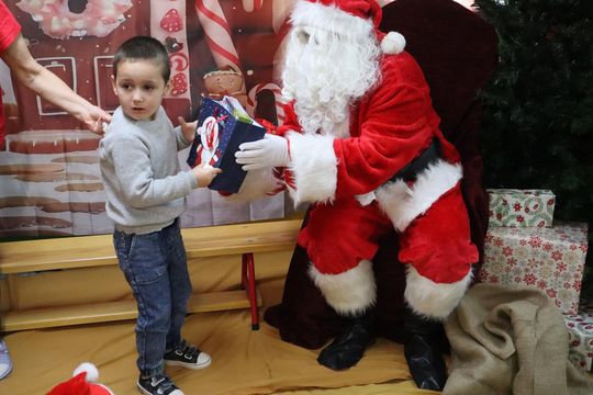 Święty Mikołaj w Przedszkolu nr 15 w Chełmie Święty Mikołaj w Przedszkolu nr 15 w Chełmie