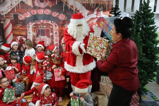 Święty Mikołaj w Przedszkolu nr 15 w Chełmie Święty Mikołaj w Przedszkolu nr 15 w Chełmie