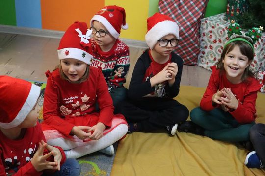 Święty Mikołaj w Przedszkolu nr 15 w Chełmie Święty Mikołaj w Przedszkolu nr 15 w Chełmie