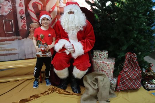 Święty Mikołaj w Przedszkolu nr 15 w Chełmie Święty Mikołaj w Przedszkolu nr 15 w Chełmie