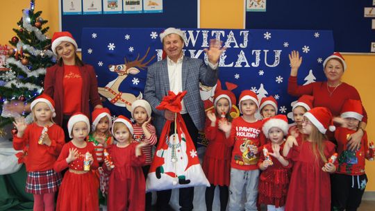 Gm. Kamień. Mikołaj dał prezenty nie tylko przedszkolakom [GALERIA ZDJĘĆ]