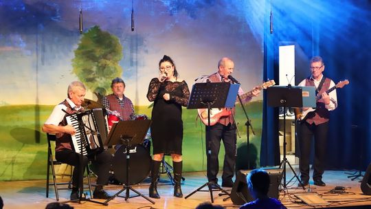 II Powiatowy Przegląd Zespołów Artystycznych w Hańsku [GALERIA ZDJĘĆ]