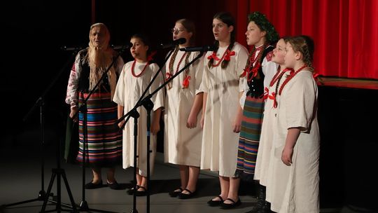 II Powiatowy Przegląd Zespołów Artystycznych w Hańsku [GALERIA ZDJĘĆ]