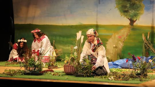 II Powiatowy Przegląd Zespołów Artystycznych w Hańsku [GALERIA ZDJĘĆ]