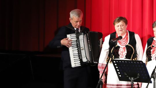 II Powiatowy Przegląd Zespołów Artystycznych w Hańsku [GALERIA ZDJĘĆ]