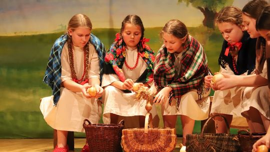 II Powiatowy Przegląd Zespołów Artystycznych w Hańsku [GALERIA ZDJĘĆ]