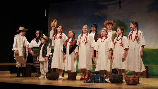 II Powiatowy Przegląd Zespołów Artystycznych w Hańsku [GALERIA ZDJĘĆ]