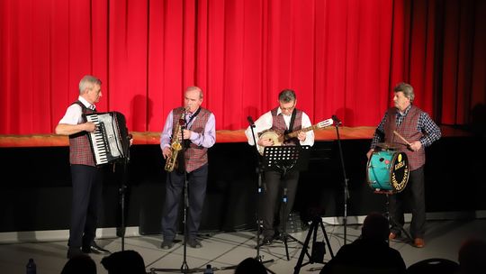 II Powiatowy Przegląd Zespołów Artystycznych w Hańsku [GALERIA ZDJĘĆ]