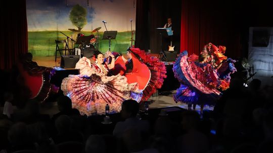 II Powiatowy Przegląd Zespołów Artystycznych w Hańsku [GALERIA ZDJĘĆ]