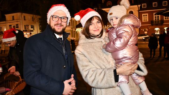 Krasnystaw. Iluminacje, prezenty, świąteczna atmosfera [GALERIA ZDJĘĆ]