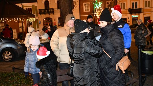 Krasnystaw. Iluminacje, prezenty, świąteczna atmosfera [GALERIA ZDJĘĆ]