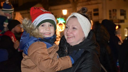 Krasnystaw. Iluminacje, prezenty, świąteczna atmosfera [GALERIA ZDJĘĆ]