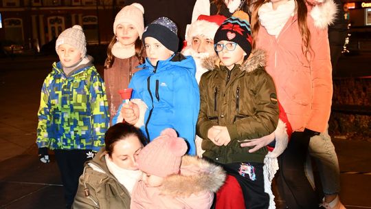 Krasnystaw. Iluminacje, prezenty, świąteczna atmosfera [GALERIA ZDJĘĆ]