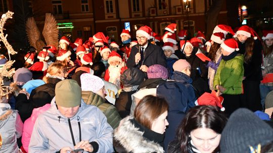Krasnystaw. Iluminacje, prezenty, świąteczna atmosfera [GALERIA ZDJĘĆ]