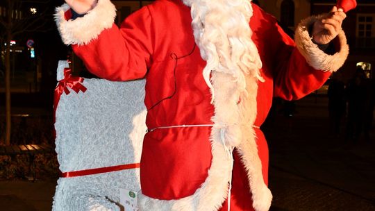 Krasnystaw. Iluminacje, prezenty, świąteczna atmosfera [GALERIA ZDJĘĆ]