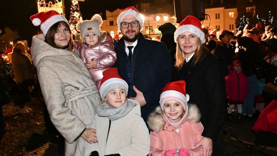 Krasnystaw. Iluminacje, prezenty, świąteczna atmosfera [GALERIA ZDJĘĆ]