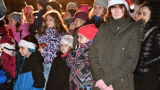 Krasnystaw. Iluminacje, prezenty, świąteczna atmosfera [GALERIA ZDJĘĆ]