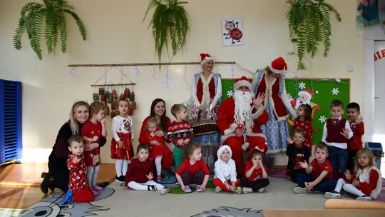 Krasnystaw. Iluminacje, prezenty, świąteczna atmosfera [GALERIA ZDJĘĆ]