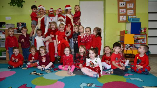 Krasnystaw. Iluminacje, prezenty, świąteczna atmosfera [GALERIA ZDJĘĆ]