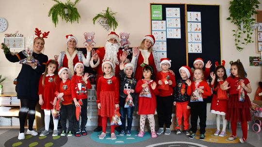 Krasnystaw. Iluminacje, prezenty, świąteczna atmosfera [GALERIA ZDJĘĆ]