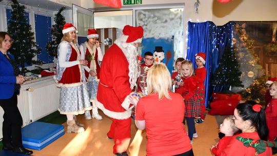 Krasnystaw. Iluminacje, prezenty, świąteczna atmosfera [GALERIA ZDJĘĆ]