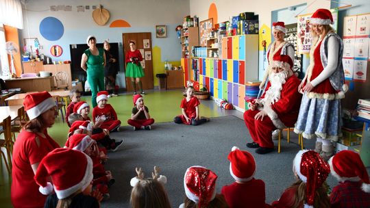 Krasnystaw. Iluminacje, prezenty, świąteczna atmosfera [GALERIA ZDJĘĆ]