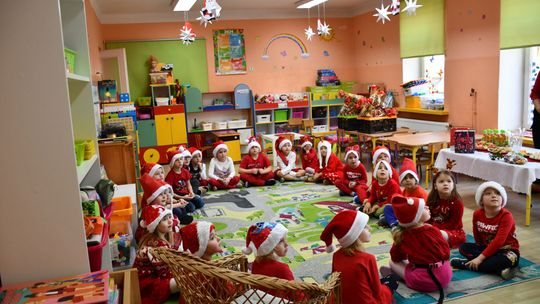 Krasnystaw. Iluminacje, prezenty, świąteczna atmosfera [GALERIA ZDJĘĆ]