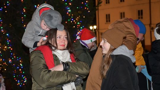 Krasnystaw. Iluminacje, prezenty, świąteczna atmosfera [GALERIA ZDJĘĆ]