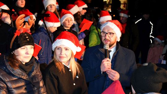 Krasnystaw. Iluminacje, prezenty, świąteczna atmosfera [GALERIA ZDJĘĆ]