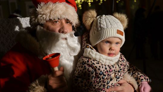 Krasnystaw. Iluminacje, prezenty, świąteczna atmosfera [GALERIA ZDJĘĆ]