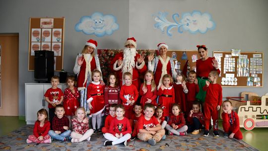 Krasnystaw. Iluminacje, prezenty, świąteczna atmosfera [GALERIA ZDJĘĆ]