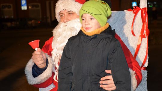 Krasnystaw. Iluminacje, prezenty, świąteczna atmosfera [GALERIA ZDJĘĆ]