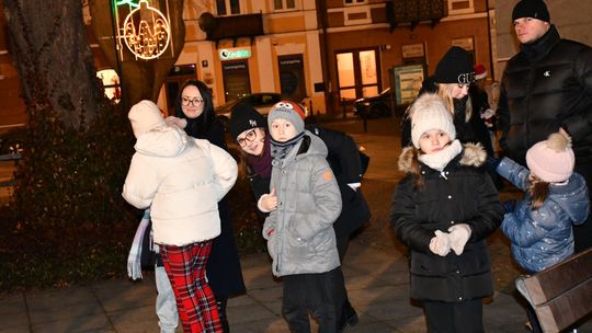 Krasnystaw. Iluminacje, prezenty, świąteczna atmosfera [GALERIA ZDJĘĆ]