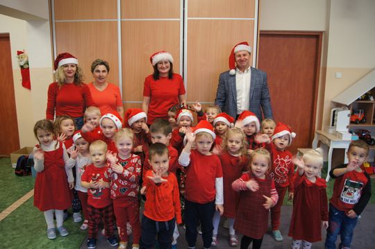 Gm. Kamień. Mikołaj dał prezenty nie tylko przedszkolakom [GALERIA ZDJĘĆ]