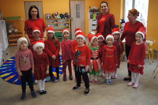 Gm. Kamień. Mikołaj dał prezenty nie tylko przedszkolakom [GALERIA ZDJĘĆ]