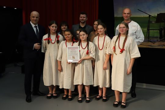 II Powiatowy Przegląd Zespołów Artystycznych w Hańsku [GALERIA ZDJĘĆ]