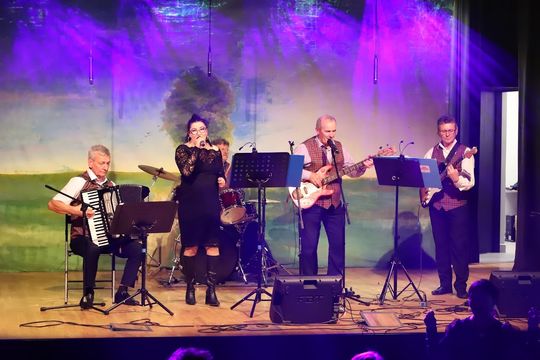 II Powiatowy Przegląd Zespołów Artystycznych w Hańsku [GALERIA ZDJĘĆ]