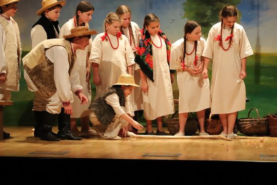 II Powiatowy Przegląd Zespołów Artystycznych w Hańsku [GALERIA ZDJĘĆ]