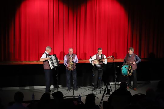 II Powiatowy Przegląd Zespołów Artystycznych w Hańsku [GALERIA ZDJĘĆ]