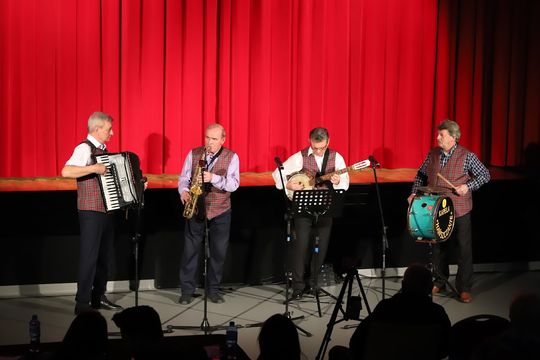 II Powiatowy Przegląd Zespołów Artystycznych w Hańsku [GALERIA ZDJĘĆ]