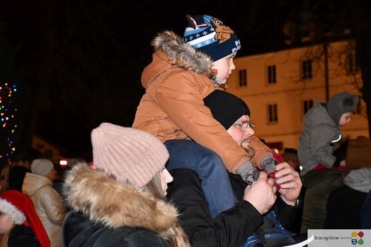 Krasnystaw. Iluminacje, prezenty, świąteczna atmosfera [GALERIA ZDJĘĆ]