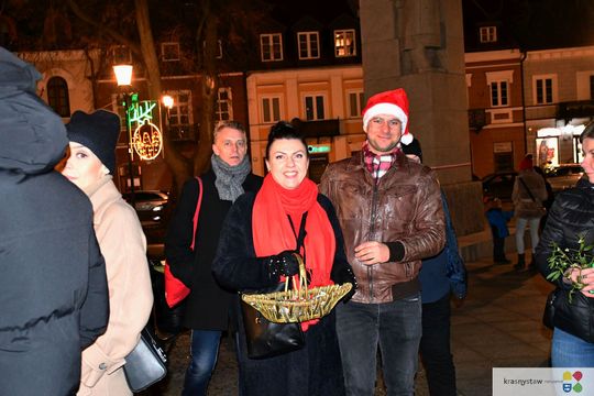 Krasnystaw. Iluminacje, prezenty, świąteczna atmosfera [GALERIA ZDJĘĆ]