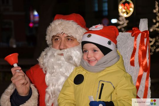 Krasnystaw. Iluminacje, prezenty, świąteczna atmosfera [GALERIA ZDJĘĆ]