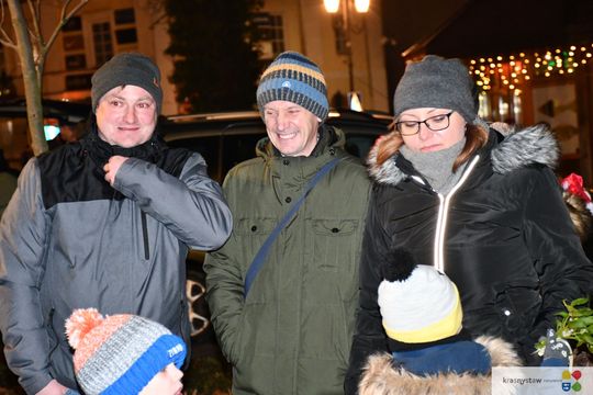 Krasnystaw. Iluminacje, prezenty, świąteczna atmosfera [GALERIA ZDJĘĆ]